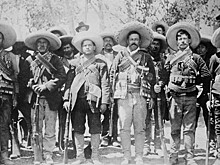 Индийская королева бандитов, мексиканский революционер и хакеры-филантропы: 5 историй реальных Робин Гудов