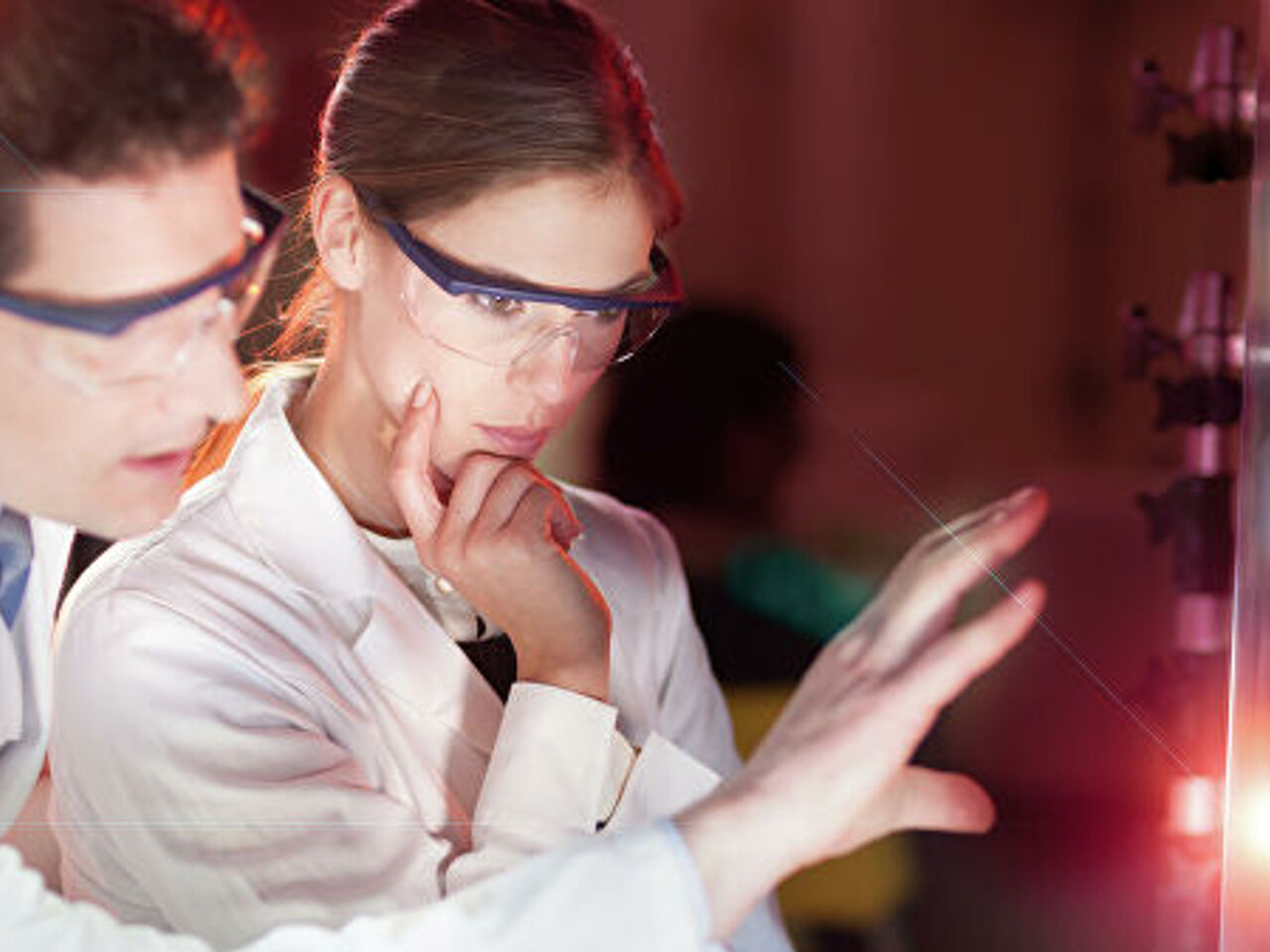 Стратегическое партнерство и инвестиции