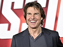 Том Круз официально объявил об отношениях с экс-моделью из России