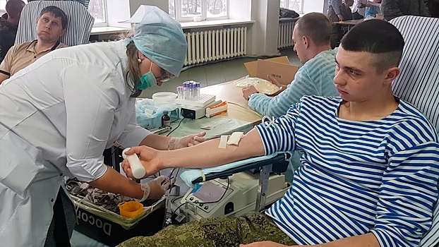 Ивановские десантники сдали 50 литров крови для лечения больных COVID-19