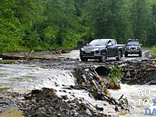 Пикапы Mitsubishi L200 приняли участие в гуманитарной миссии в Карпатах