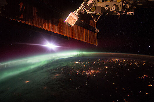 Космонавт показал с МКС огромную "елку" — фото