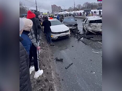 Прокуратура начала проверку по факту ДТП с пострадавшими на Рублевском шоссе