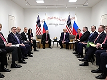 Экс-советница Белого дома раскрыла подробности о «красивой переводчице» Путина