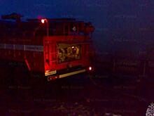 Ночью в Курске на улице Максима Горького загорелся легковой автомобиль