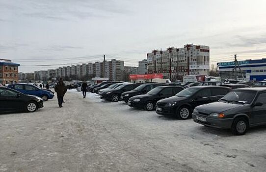 На авторынке в Казани самыми популярными стали KIA Rio и Hyundai Solaris