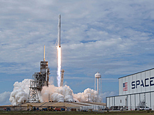 В КСША стартовала ракета Falcon 9 с десятью спутниками связи