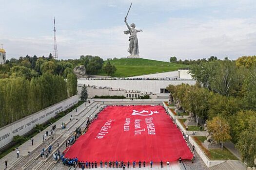 Автопробег от Мурманска до Севастополя собирает частички Вечного огня городов-героев