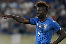 Игрок сборной Италии Балотелли отказался от зарплаты в €30 млн
