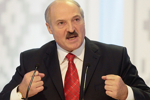 Лукашенко уволил в запас начальника Генштаба ВС