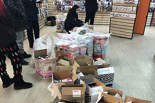 Российские чиновники пытались помешать изъять контрафакт из магазина сына