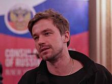 «Пили компот. В основном молчали»: Петров «повеселился» на дне рождения Бурунова