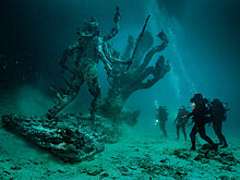 Дэмиен Херст снял фильм о своей утопленной коллекции