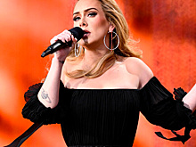 Адель готовит к выходу свои мемуары