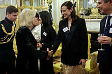 Модель Алекса Чанг посетила королевский прием в Букингемском дворце