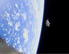 3 февраля 2006 года астронавты МКС запустили в космос пустой скафандр
