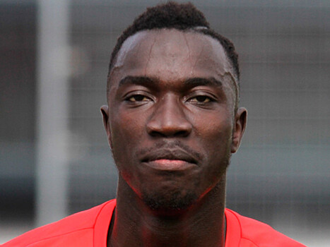 Форвард "Штутгарта" получил желтую карточку за пижонский гол в чемпионате Германии