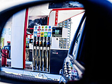 АЗС вызвались продавать бензин по 30 рублей