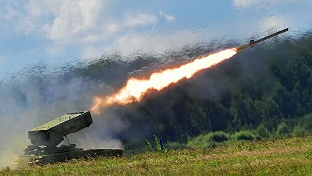 Российская армия начнет получать огнеметные системы ТОС-2 в 2021 году