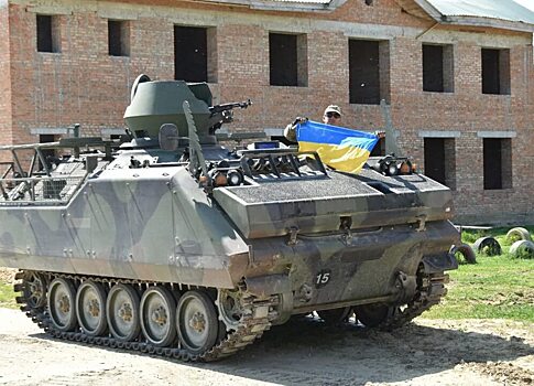 Украинские СМИ: В Испании началась погрузка БТР М-113 для посылки ВСУ