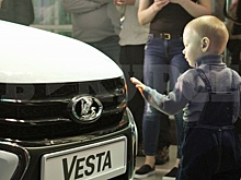 Продажи LADA Vesta остановились