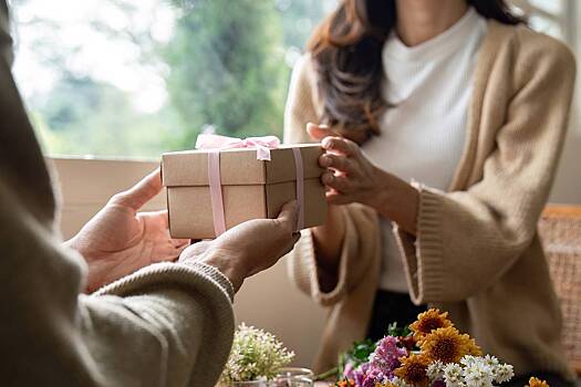 Россиянам подсказали способ быстро выбрать удачный подарок на праздник