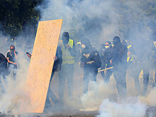 Российская журналистка пострадала во время беспорядков во Франции