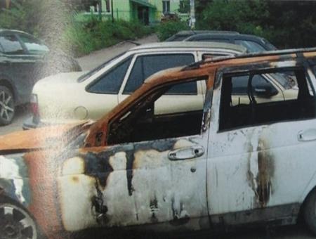 Самарчанка сожгла машину бывшего мужа за отказ посетить ее