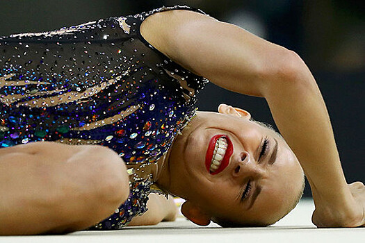 Российская гимнастка порадовала поклонников сексуальной фотографией