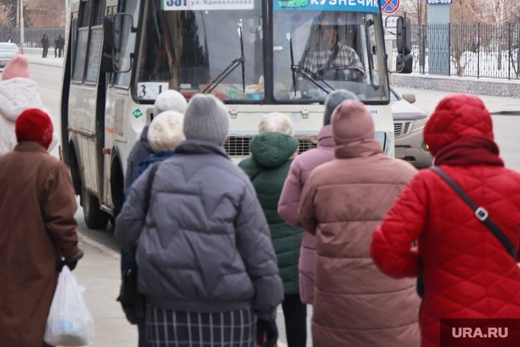 В Курганской области отменили несколько автобусов из-за бездействия перевозчиков