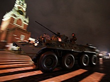 Несколько центральных улиц Москвы перекроют в День защитника Отечества