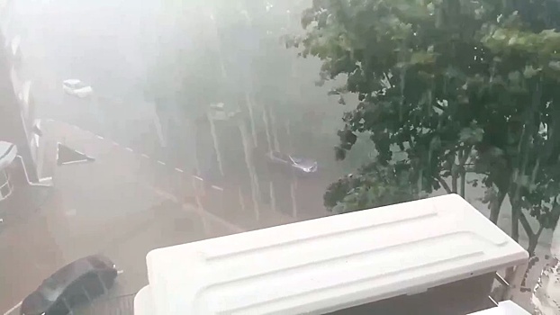 Начало лета: сильнейший ливень и град в Белгородской области попали на видео