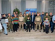 Глава Салехарда Титовский отметил заслуги земляков