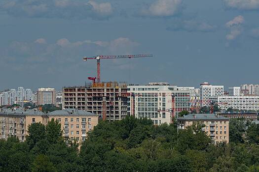 Подсчитано количество отложивших покупку жилья россиян