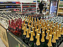 В России выпускают все больше водки, виски и шампанского