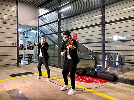 Проект «Музыка в метро» стартовал на станциях МЦД
