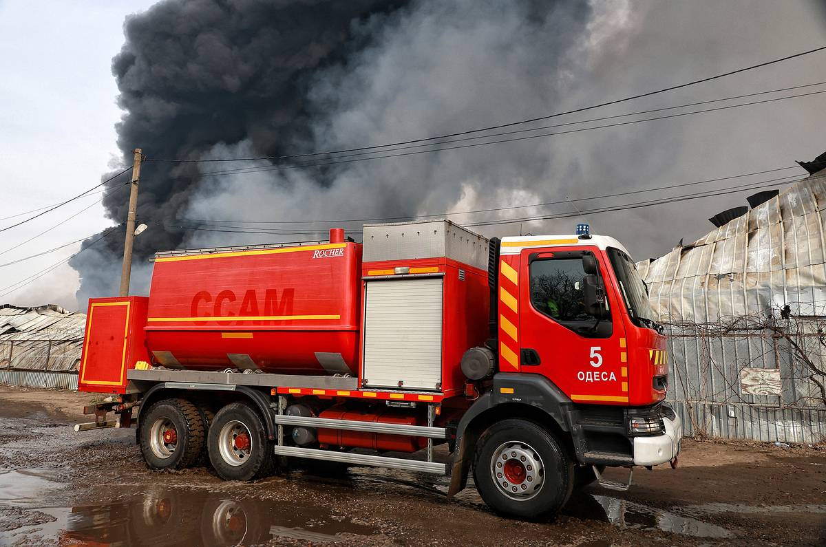 Одесса подверглась массированной атаке беспилотников
