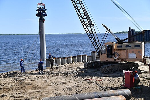 Губернатор проверил ход строительных работ на новой набережной Саратова
