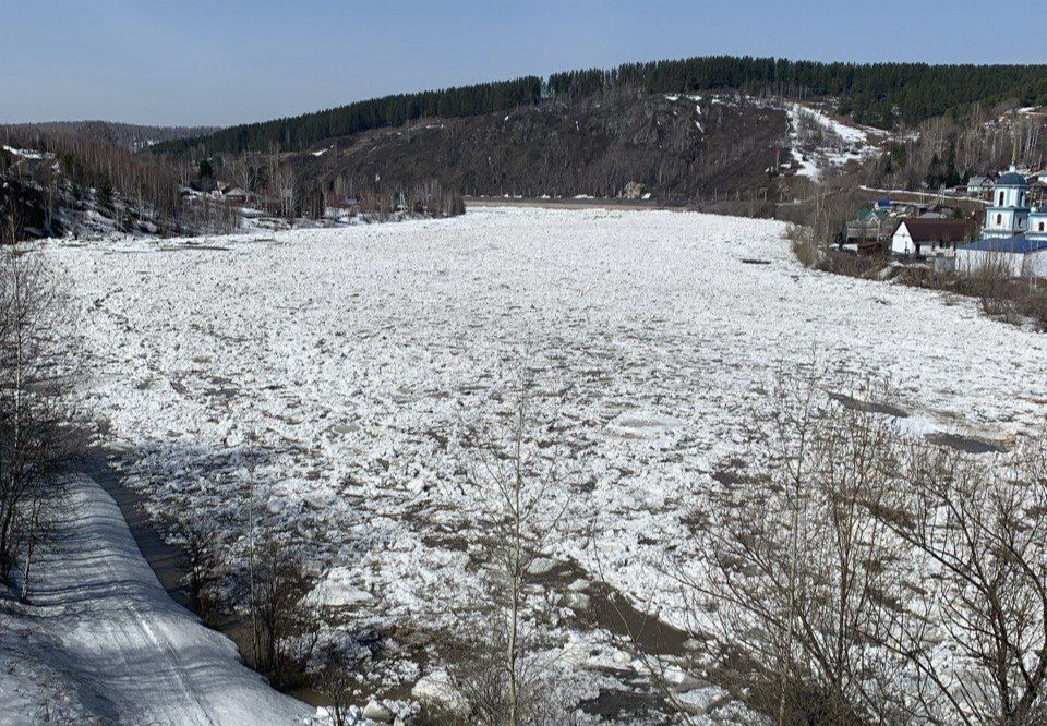 В Оренбуржье уровень воды в реке Самара у поста Бузулук достиг опасной отметки