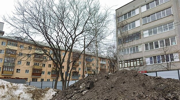 Строительную площадку под будущую гостиницу на Совнаркомовской проверит Госстройнадзор