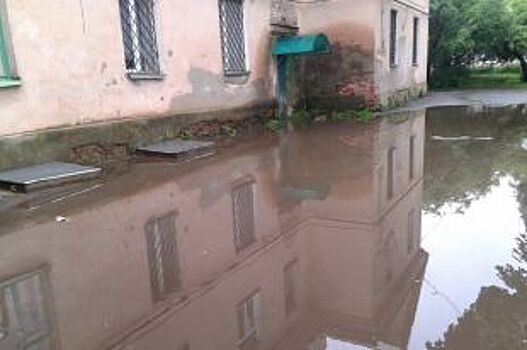 В Вытегре водой затопило город