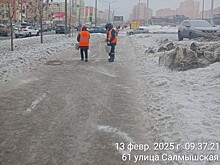 В Оренбурге продолжаются мероприятия по очистке городских территорий от снега и льда