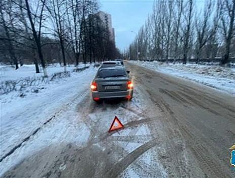 В Тольятти пожилая женщина попала под колеса авто, переходя дорогу