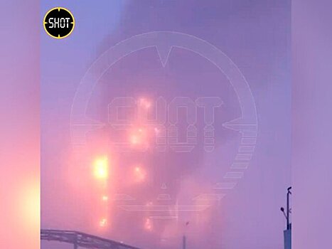 Площадь пожара на Сызранском НПЗ под Самарой достигла 500 "квадратов"