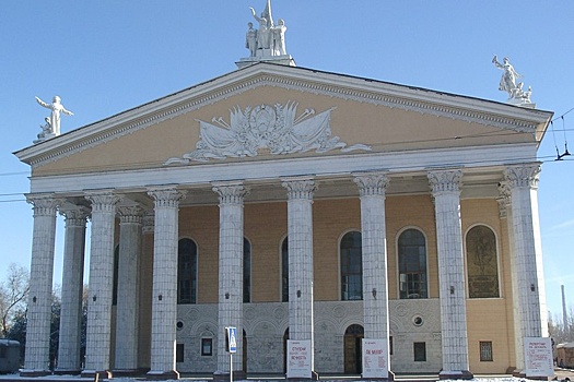 В театре оперы и балета Кыргызстана появился рояль за 25 миллионов сомов