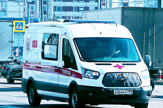 Водителя задавило его же грузовиком на северо-востоке Москвы