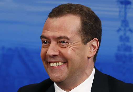 Медведев пошутил про ротации правительства