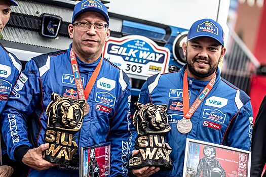 Камазовец Беляев вспомнил, как после аварии один ночевал на «Дакаре» в африканской пустыне