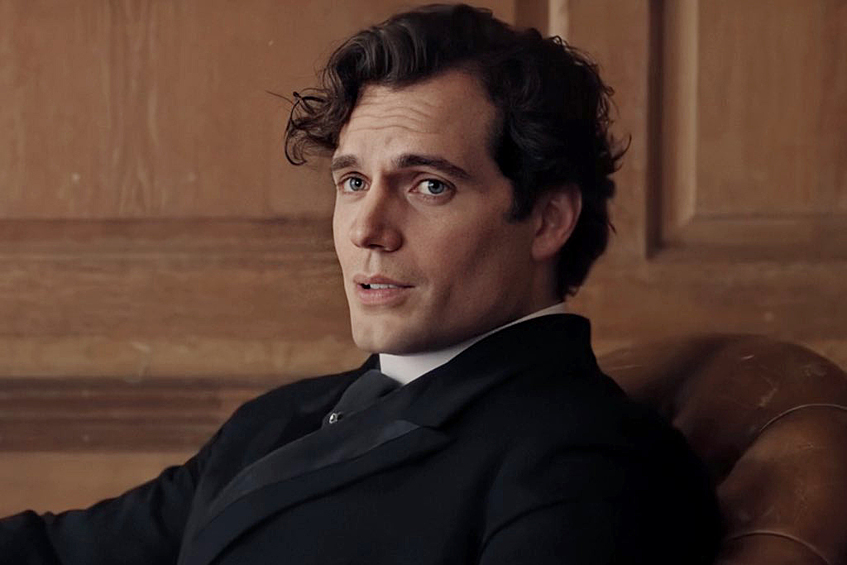 Еще один интересный факт об актере: Генри Кавилл обожает готовить. Этот навык он значительно подтянул во время самоизоляции. И если когда-то для Генри еда служила успокоением, то теперь он готовит восхитительные стейки, домашний хлеб и торты, чтобы порадовать близких. В апреле прошлого года стало известно, что Кавилл встречается с Натали Вискузо, вице-президенткой студии Legendary Entertainment.