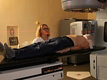 Онкологический диспансер в Омске получил новое оборудование на 1,5 млрд рублей